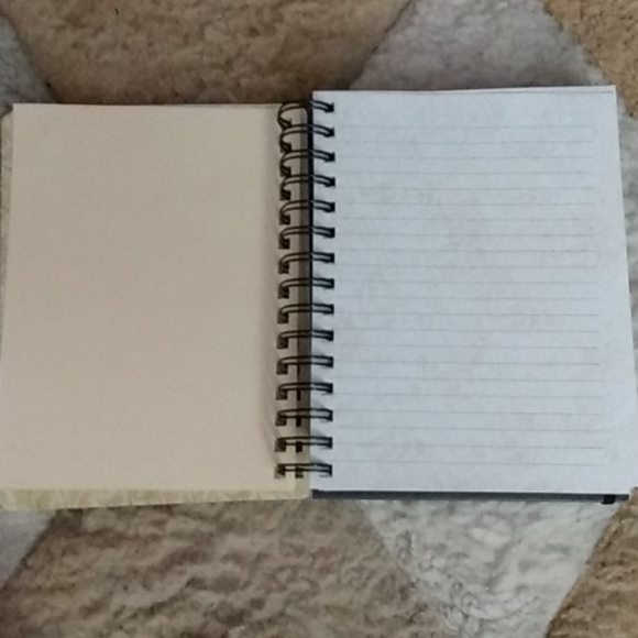 Footprints inspirational journal - Picture 2 of 6